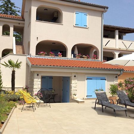 Apartment Pin Pinezici  Exterior photo